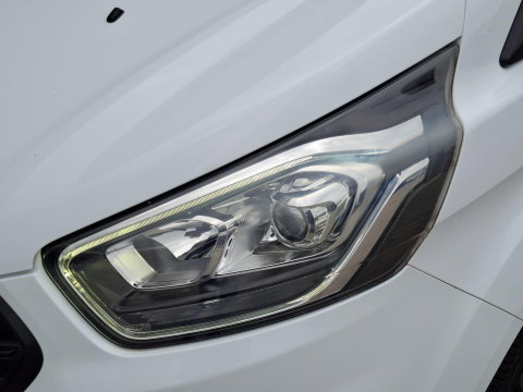 Ford Transit Custom 340 2.0 TDCI L1H1 Ambiente AIRCO / CRUISE CONTROLE / 3 ZITS / TREKHAAK / EURO 6
