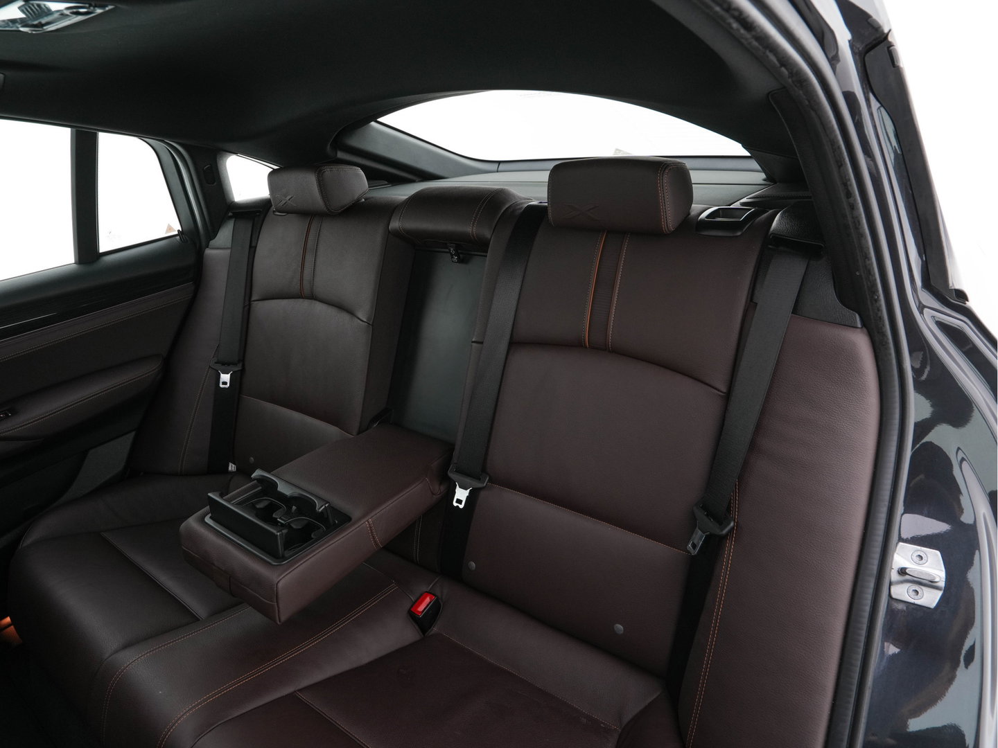 BMW X4 xDrive35i High Executive M-Sportpack Aut. *PANO | HEAD-UP | LEATHER | XENON | MEMORY-PACK | HARMAN/KARDON | KEYLESS | CAMERA | HEATED-SPORTSEATS | NAVI-FULLMAP | SHIFTPADDLES | PRIVACY-GLASS | 20''ALU | TOWBAR*