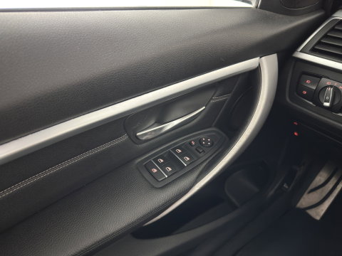 BMW 3-serie 330e Centennial High Executive M-Sportpack Aut. *PANO | HEAD-UP | LEATHER | FULL-LED | HEATED-SPORTSEATS | HIFI-SOUND | CAMERA | NAVI-FULLMAP | PRVACY-GLASS | SHIFTPADDLES | ECC | PDC | CRUISE | 19''ALU*