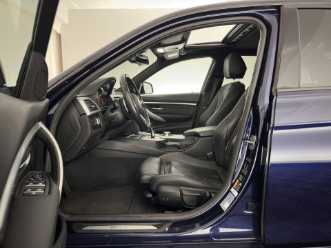 BMW 3-serie 330e Centennial High Executive M-Sportpack Aut. *PANO | HEAD-UP | LEATHER | FULL-LED | HEATED-SPORTSEATS | HIFI-SOUND | CAMERA | NAVI-FULLMAP | PRVACY-GLASS | SHIFTPADDLES | ECC | PDC | CRUISE | 19''ALU*