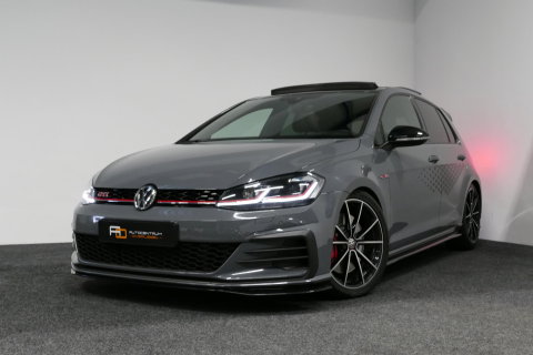 Volkswagen Golf 2.0 TSI GTI TCR / Akrapovic uitlaat / Panoramadak / Stoelverwarming / Apple Carplay - Android Auto / Ambienteverlichting / DCC / Climatronic / Adaptive Cruise Control / 18'' LMV / Digitaal instrumentenpaneel