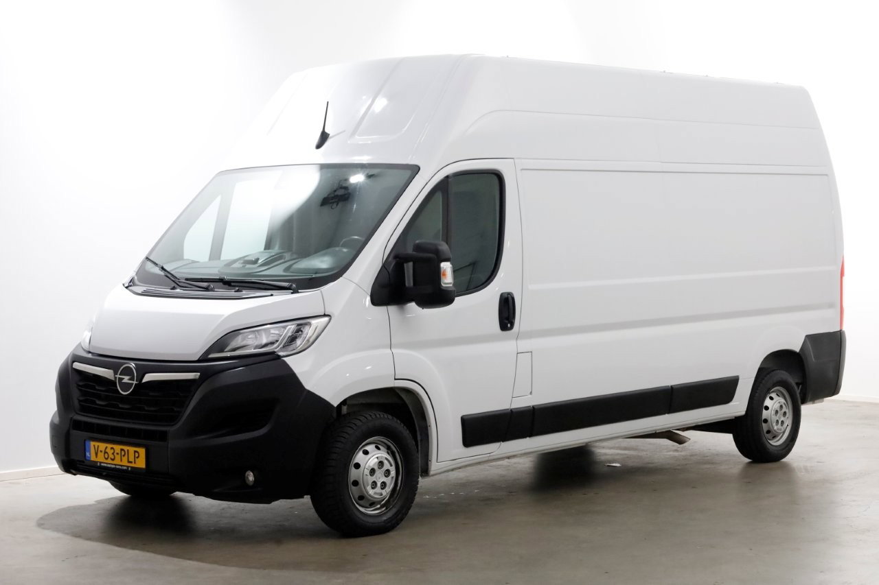 Opel Movano