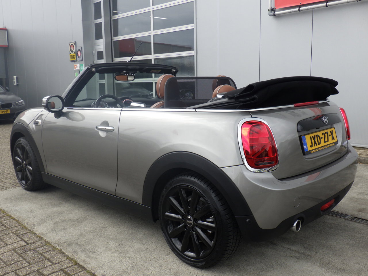 MINI Cooper Cabrio