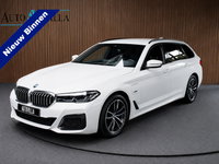 BMW 5 Serie - Touring 530e M-Sport Navi Leer Sportstoelen PDC Climate voor en achter  Elektr. verstelbare stoelen Elektr. achterklep LM velgen