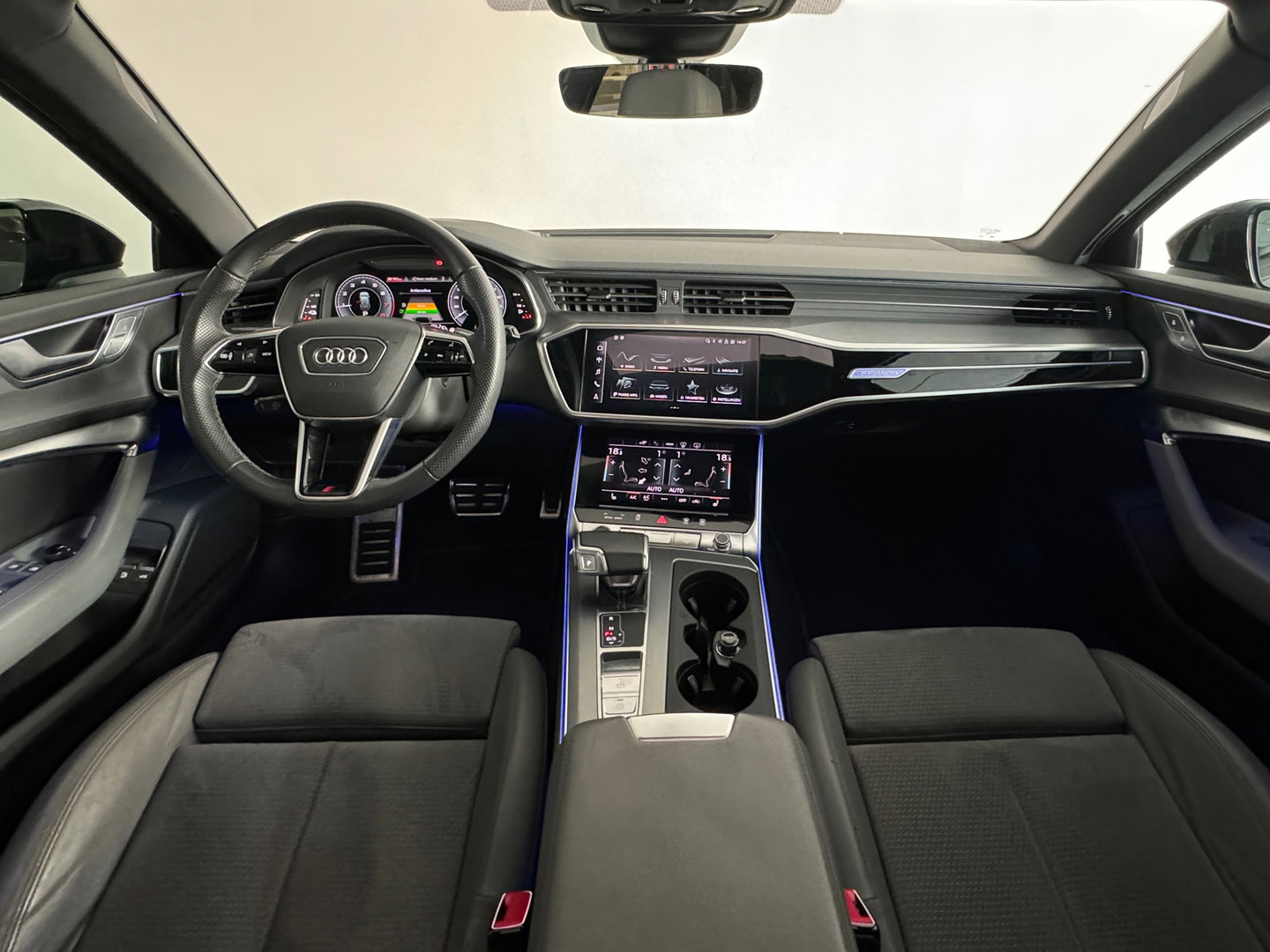 Audi A6 Avant 55 TFSI e quattro Competition Pano|HuD|B&O|360