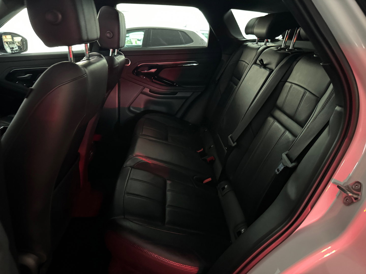 Land Rover Range Rover Evoque 2.0 P200 AWD R-Dynamic Pano