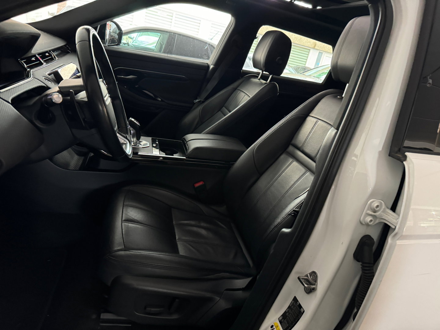 Land Rover Range Rover Evoque 2.0 P200 AWD R-Dynamic Pano