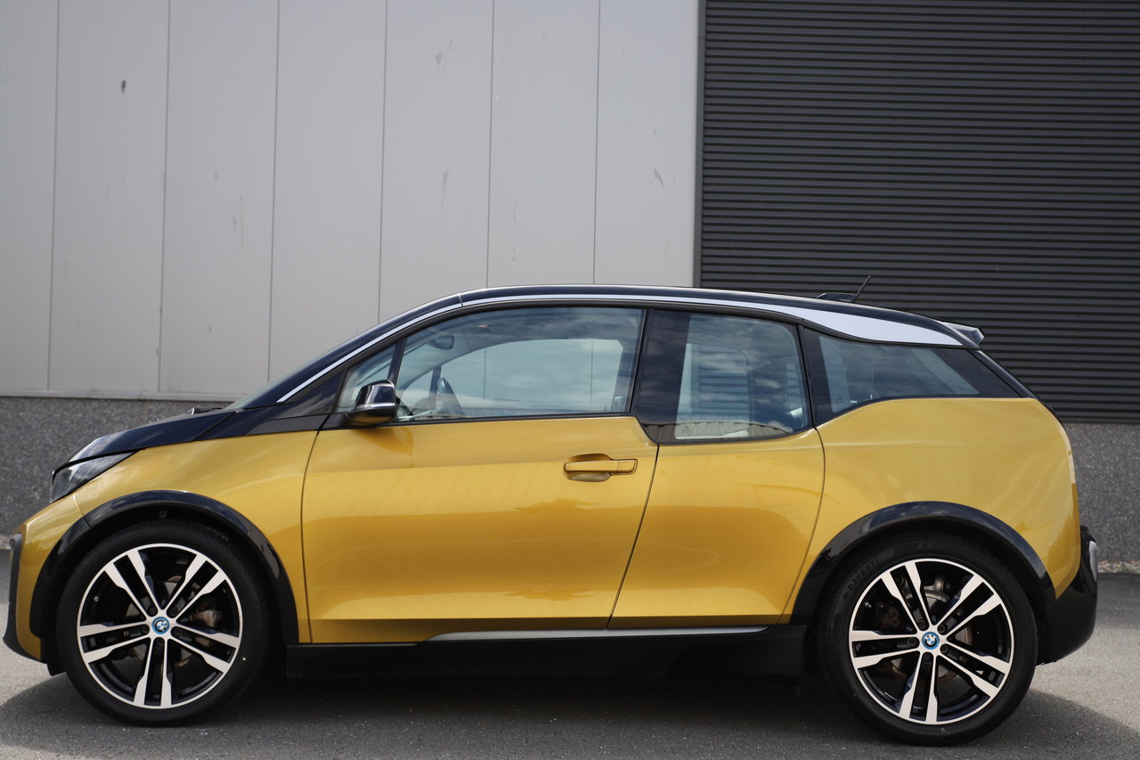BMW i3