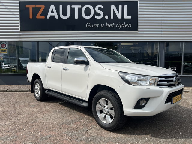 Toyota Hilux - 2.4 D-4D-F Double Cab Professional