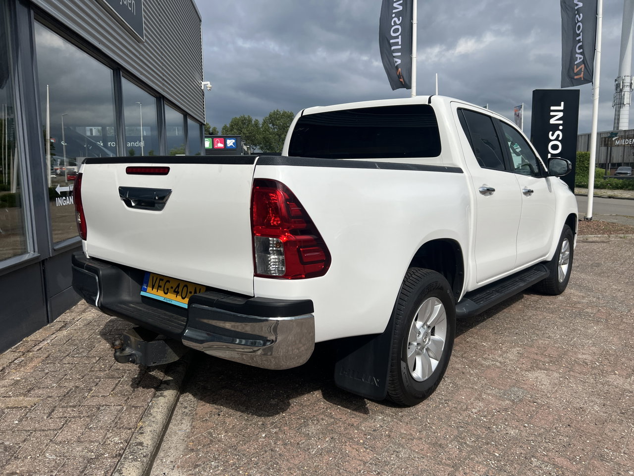 Toyota Hilux