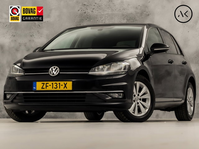 Volkswagen Golf - 1.0 TSI Sportline (APPLE CARPLAY, GROOT NAVI, CAMERA, SPORTSTOELEN, ADAPTIVE CRUISE, GETINT GLAS, PARKEERSENSOREN, NIEUWSTAAT)