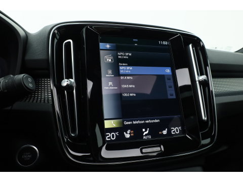 Volvo XC40 1.5 T5 Recharge R-Design | Pano | H&K audio | Trekhaak | Elek bes.Stoel | Stoel & stuurverwarming |