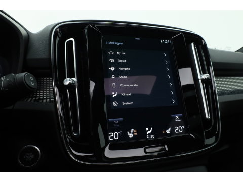 Volvo XC40 1.5 T5 Recharge R-Design | Pano | H&K audio | Trekhaak | Elek bes.Stoel | Stoel & stuurverwarming |