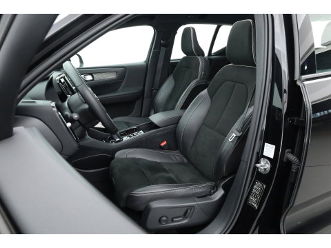 Volvo XC40 1.5 T5 Recharge R-Design | Pano | H&K audio | Trekhaak | Elek bes.Stoel | Stoel & stuurverwarming |