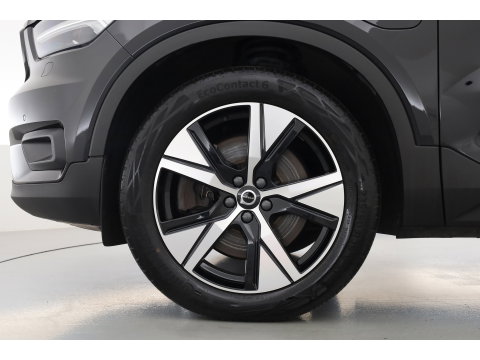 Volvo XC40 1.5 T5 Recharge R-Design | Pano | H&K audio | Trekhaak | Elek bes.Stoel | Stoel & stuurverwarming |