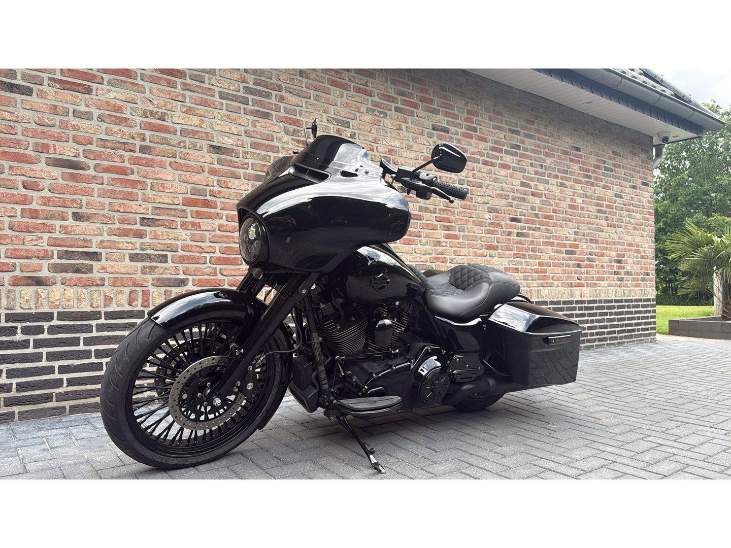 Harley Davidson 103 FLHX Street Glide Bagger 21'' CVO Black Out Streetglide