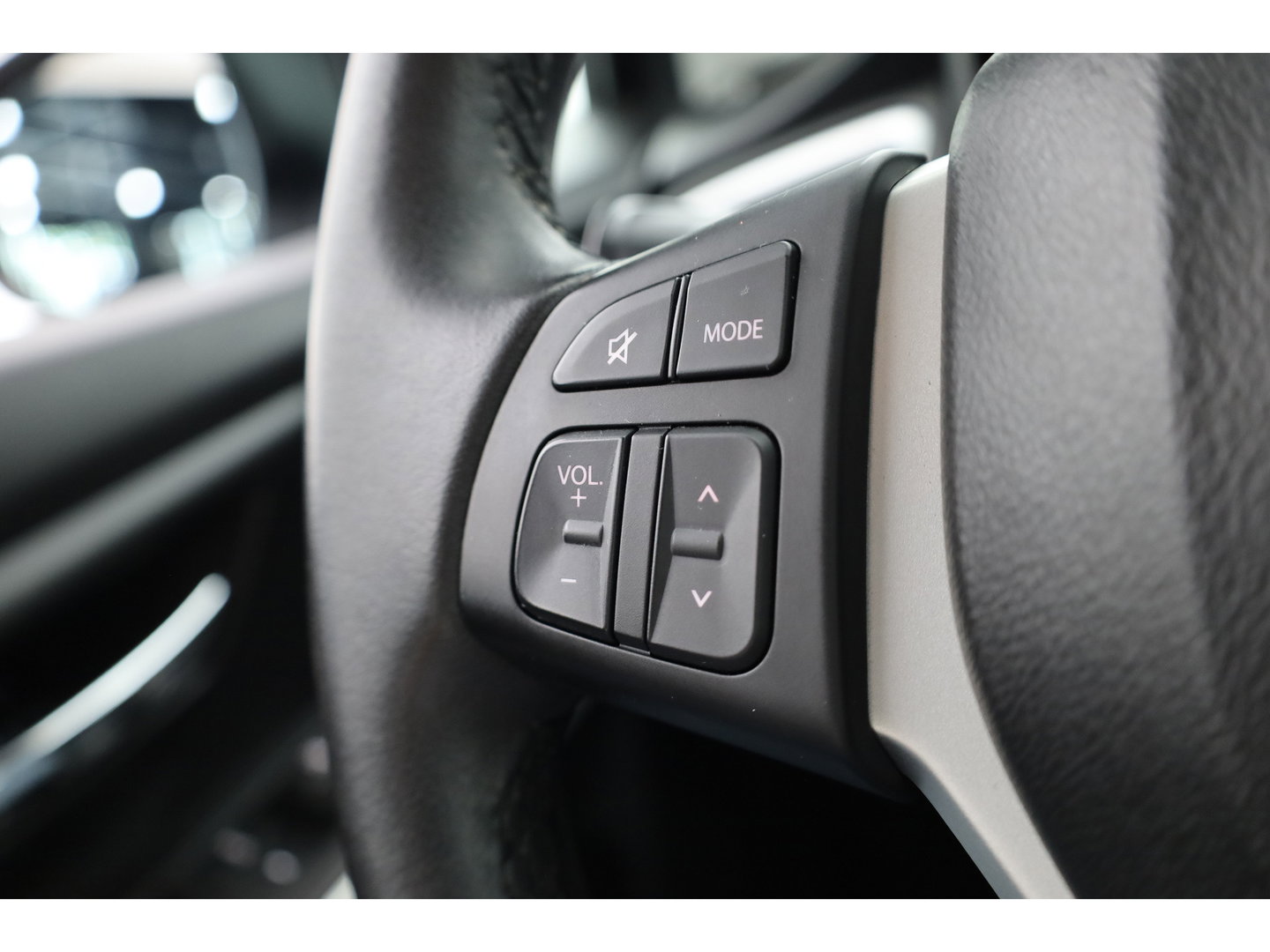 Suzuki S-Cross 1.0 Boosterjet Exclusive | Camera | Afn. Trekhaak | Keyless | Stoelverw. | Clima | LED | 17''