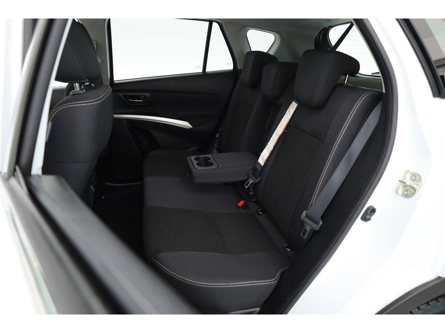 Suzuki S-Cross 1.0 Boosterjet Exclusive | Camera | Afn. Trekhaak | Keyless | Stoelverw. | Clima | LED | 17''