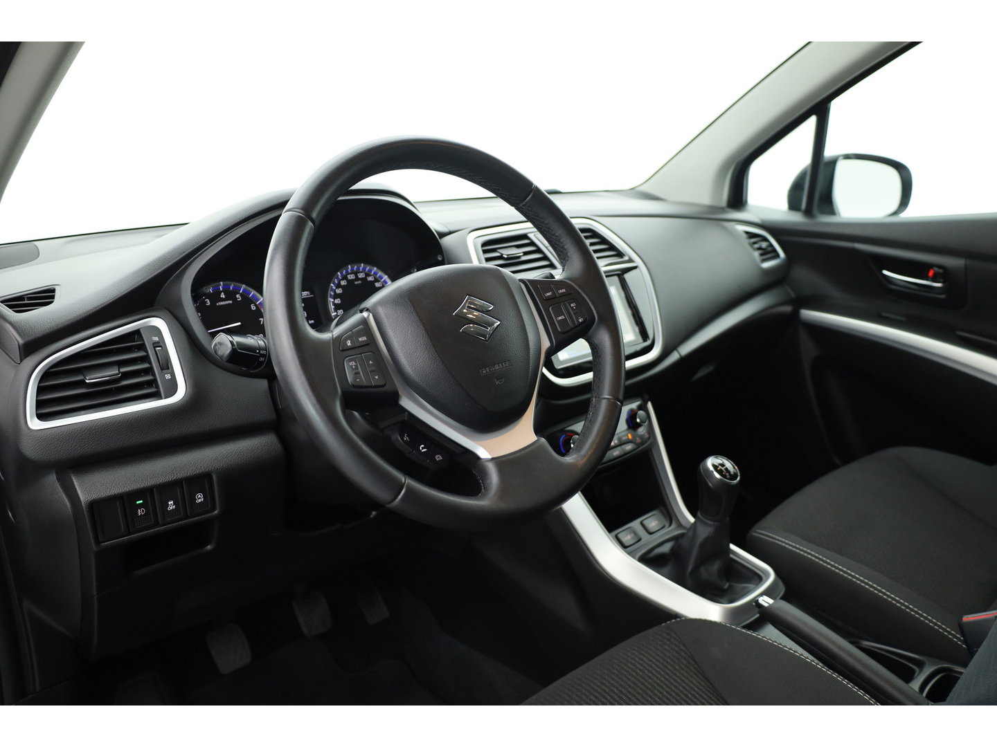 Suzuki S-Cross 1.0 Boosterjet Exclusive | Camera | Afn. Trekhaak | Keyless | Stoelverw. | Clima | LED | 17''