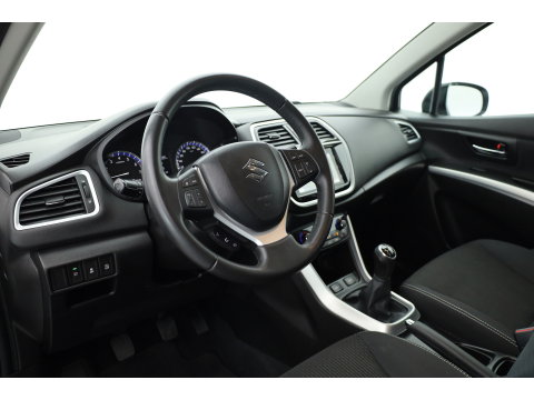 Suzuki S-Cross 1.0 Boosterjet Exclusive | Camera | Afn. Trekhaak | Keyless | Stoelverw. | Clima | LED | 17''