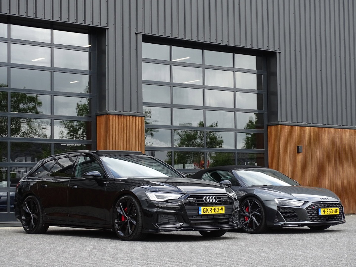 Audi A6 Avant 55 TFSI e 367PK Quattro / S6 Edition / Competition / LED
