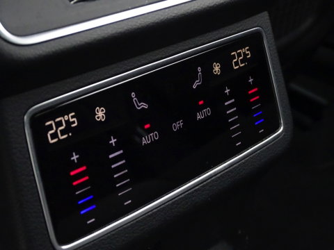Audi A6 Avant 55 TFSI e 367PK Quattro / S6 Edition / Competition / LED