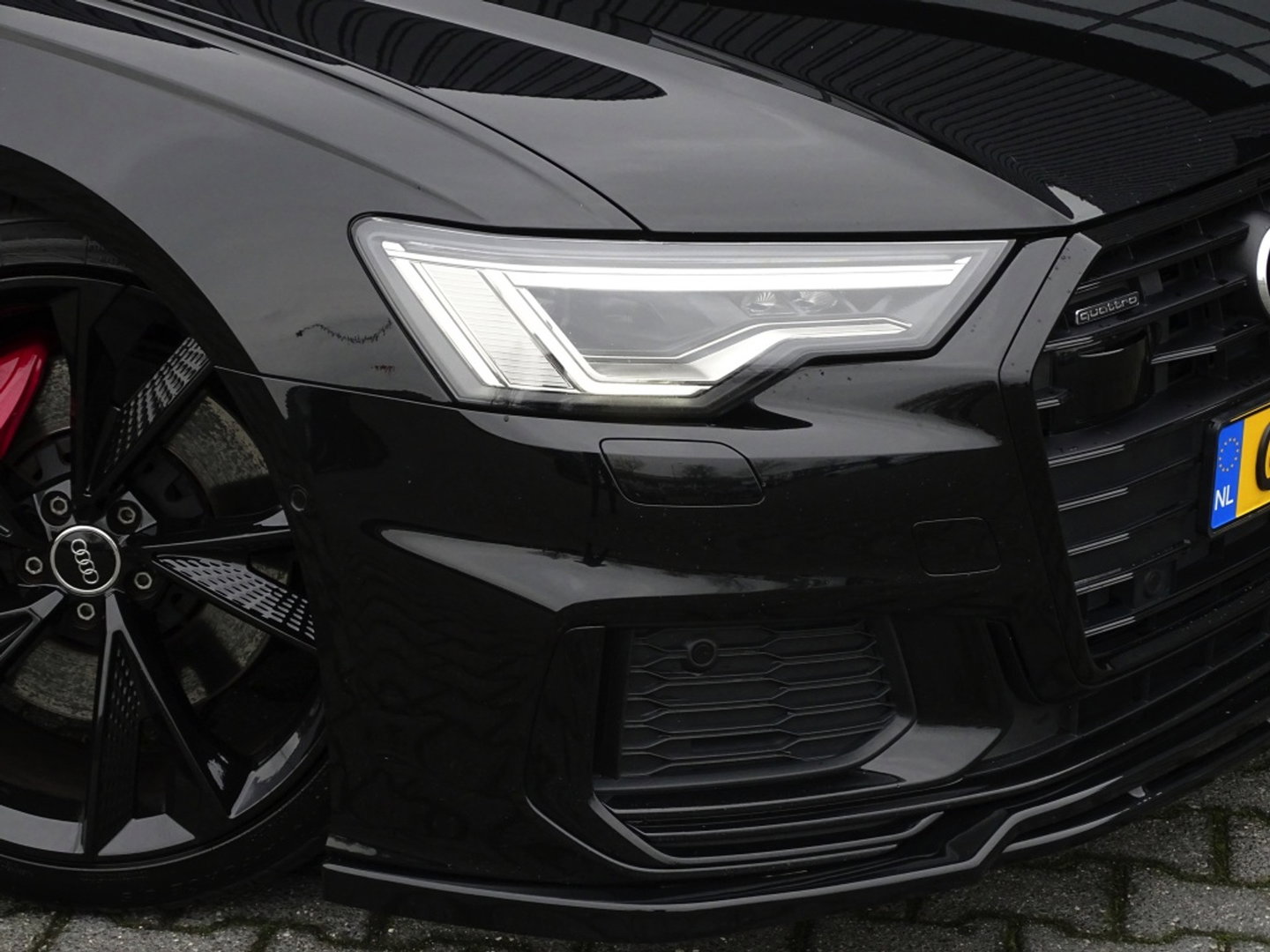 Audi A6 Avant 55 TFSI e 367PK Quattro / S6 Edition / Competition / LED