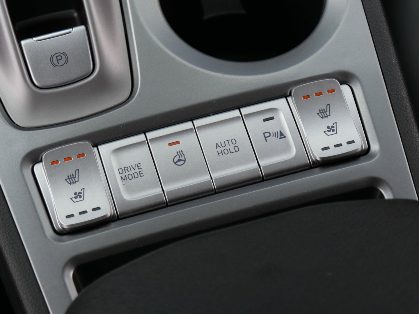 Hyundai KONA EV 64kWh PREMIUM/ LEER/ ELEKT. STOELEN/ WARMTEPOMP / SOH 100%