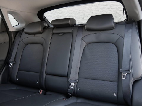 Hyundai KONA EV 64kWh PREMIUM/ LEER/ ELEKT. STOELEN/ WARMTEPOMP / SOH 100%