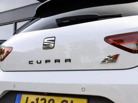 SEAT Leon ST 2.0 TSI Cupra 280 DSG Pano Camera Leder DCC Sportuitlaat ACC Maxton Carplay