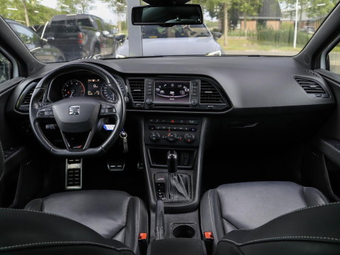 SEAT Leon ST 2.0 TSI Cupra 280 DSG Pano Camera Leder DCC Sportuitlaat ACC Maxton Carplay