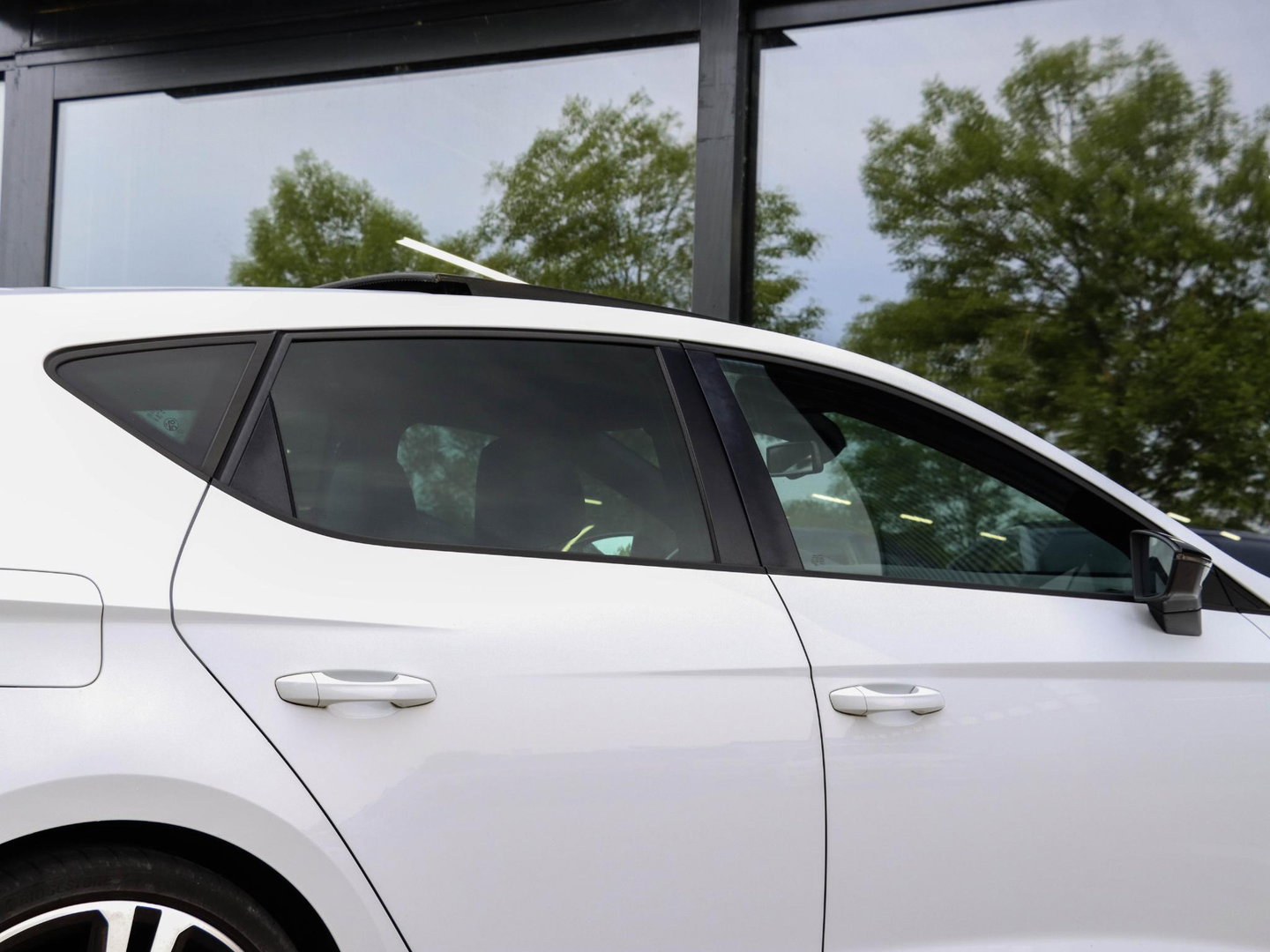 SEAT Leon ST 2.0 TSI Cupra 280 DSG Pano Camera Leder DCC Sportuitlaat ACC Maxton Carplay