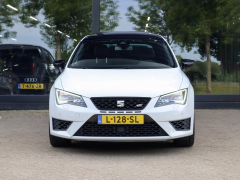 SEAT Leon ST 2.0 TSI Cupra 280 DSG Pano Camera Leder DCC Sportuitlaat ACC Maxton Carplay