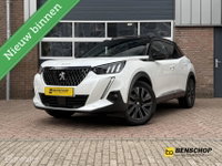 Peugeot 2008 - 1.2 PureTech GT Pack Panodak Virtual Navi Carplay Camera Focal Audio Trekhaak ACC