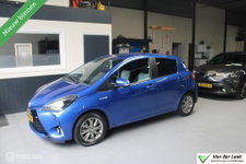 Toyota Yaris - 1.5 Hybrid Dynamic | Trekhaak | Sportvelgen | Navigatie | NL Auto Boekjes.