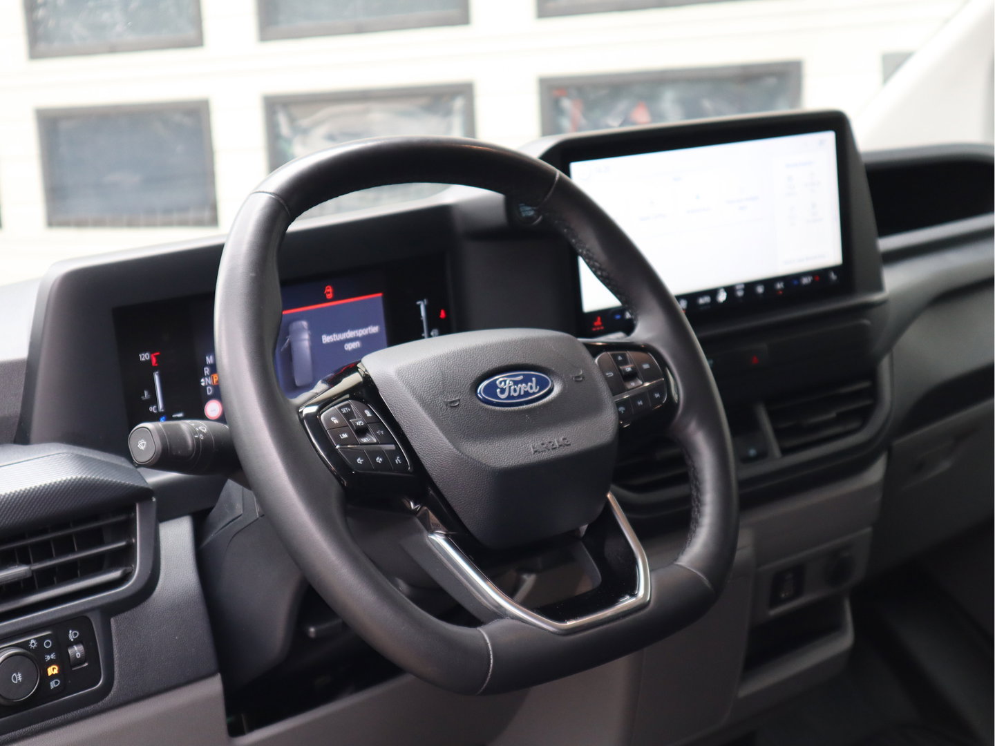 Ford Transit Custom 2.0 TDCI 170pk Euro 6 Automaat AWD - L2 Lang - Apple Carplay - Cruise
