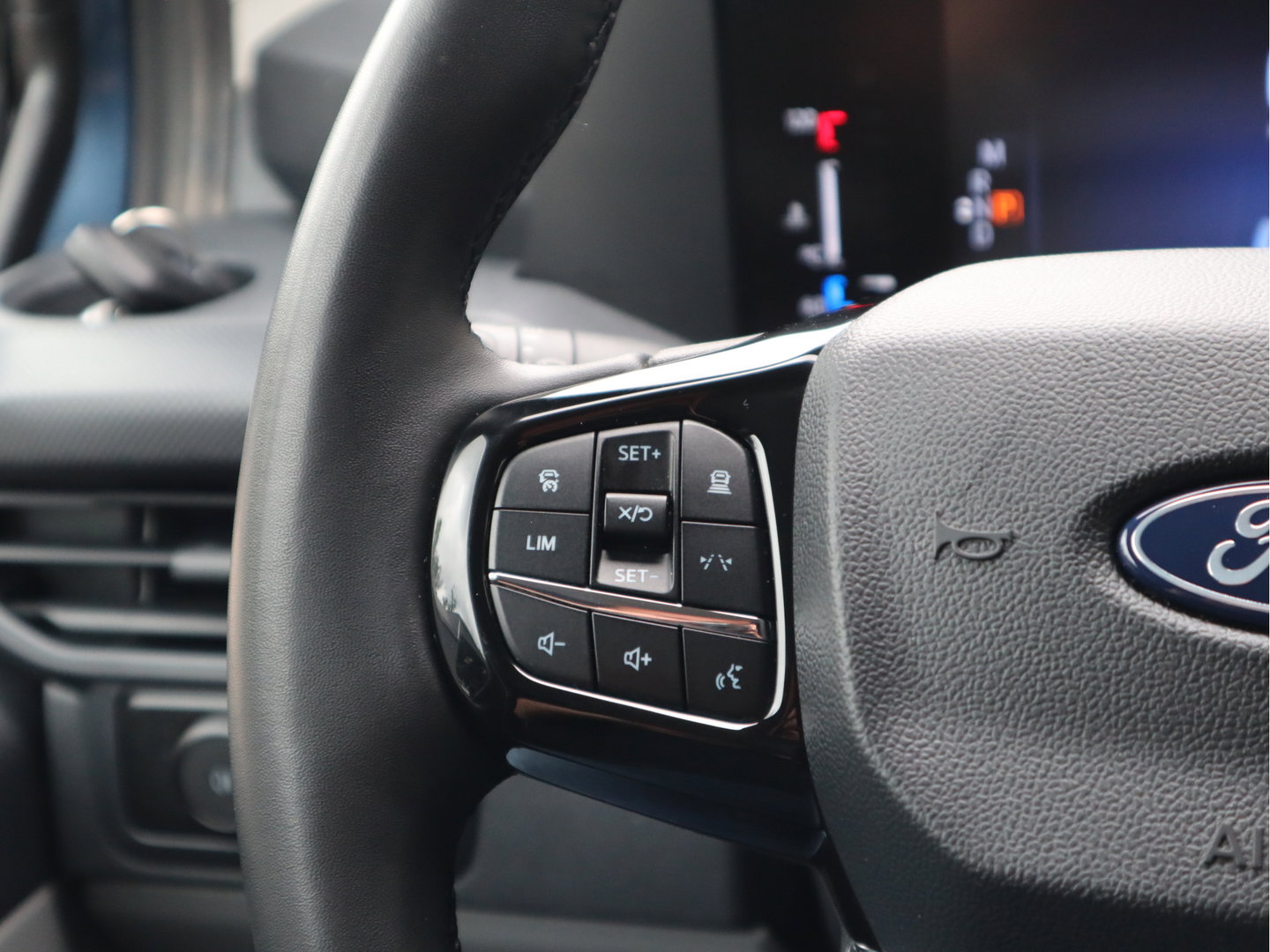 Ford Transit Custom 2.0 TDCI 170pk Euro 6 Automaat AWD - L2 Lang - Apple Carplay - Cruise
