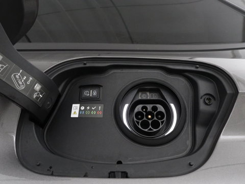 Peugeot 308 SW 1.6 Plug-in Hybrid 180 Active Pack Business | 94% SOH | Navigatie | Carplay | Full LED | Parkeerhulp | Climate control | Bluetooth | Cruise control | Origineel NL | PHEV | Plug In
