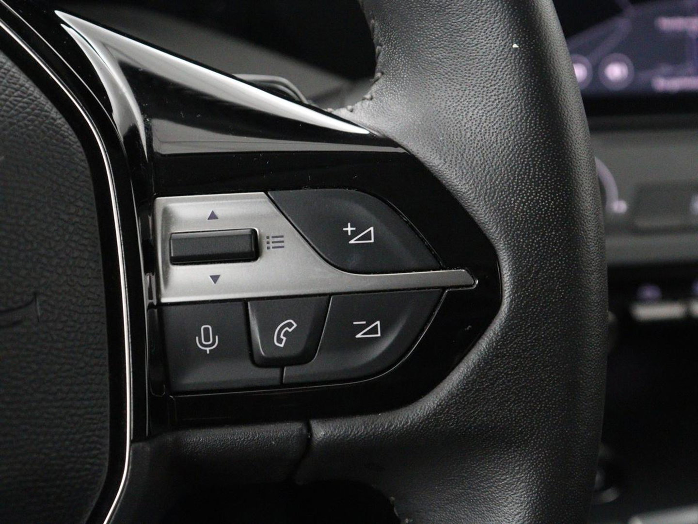 Peugeot 308 SW 1.6 Plug-in Hybrid 180 Active Pack Business | 94% SOH | Navigatie | Carplay | Full LED | Parkeerhulp | Climate control | Bluetooth | Cruise control | Origineel NL | PHEV | Plug In