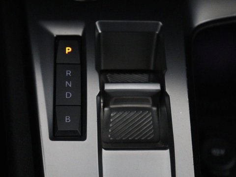 Peugeot 308 SW 1.6 Plug-in Hybrid 180 Active Pack Business | 94% SOH | Navigatie | Carplay | Full LED | Parkeerhulp | Climate control | Bluetooth | Cruise control | Origineel NL | PHEV | Plug In