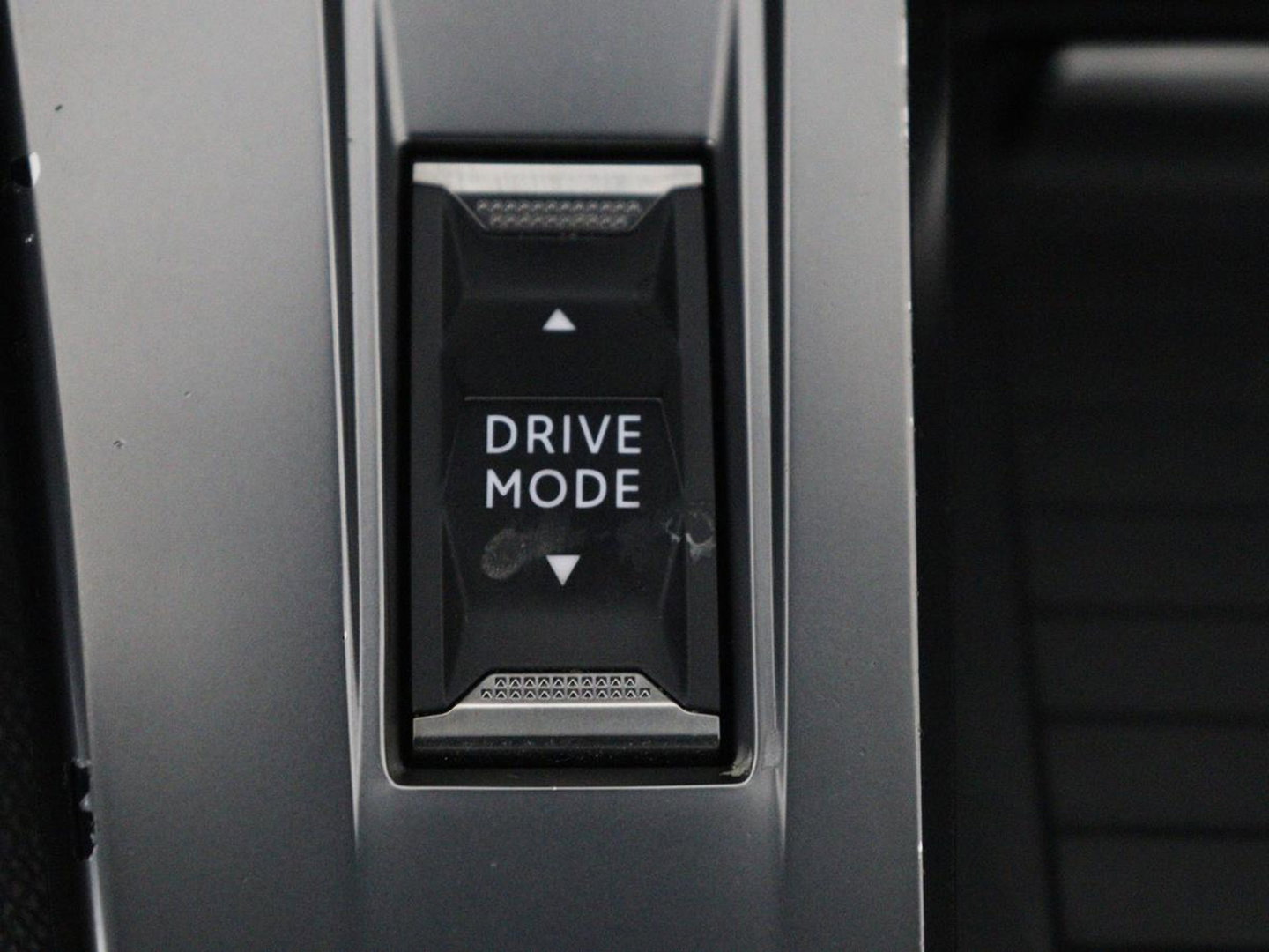 Peugeot 308 SW 1.6 Plug-in Hybrid 180 Active Pack Business | 94% SOH | Navigatie | Carplay | Full LED | Parkeerhulp | Climate control | Bluetooth | Cruise control | Origineel NL | PHEV | Plug In
