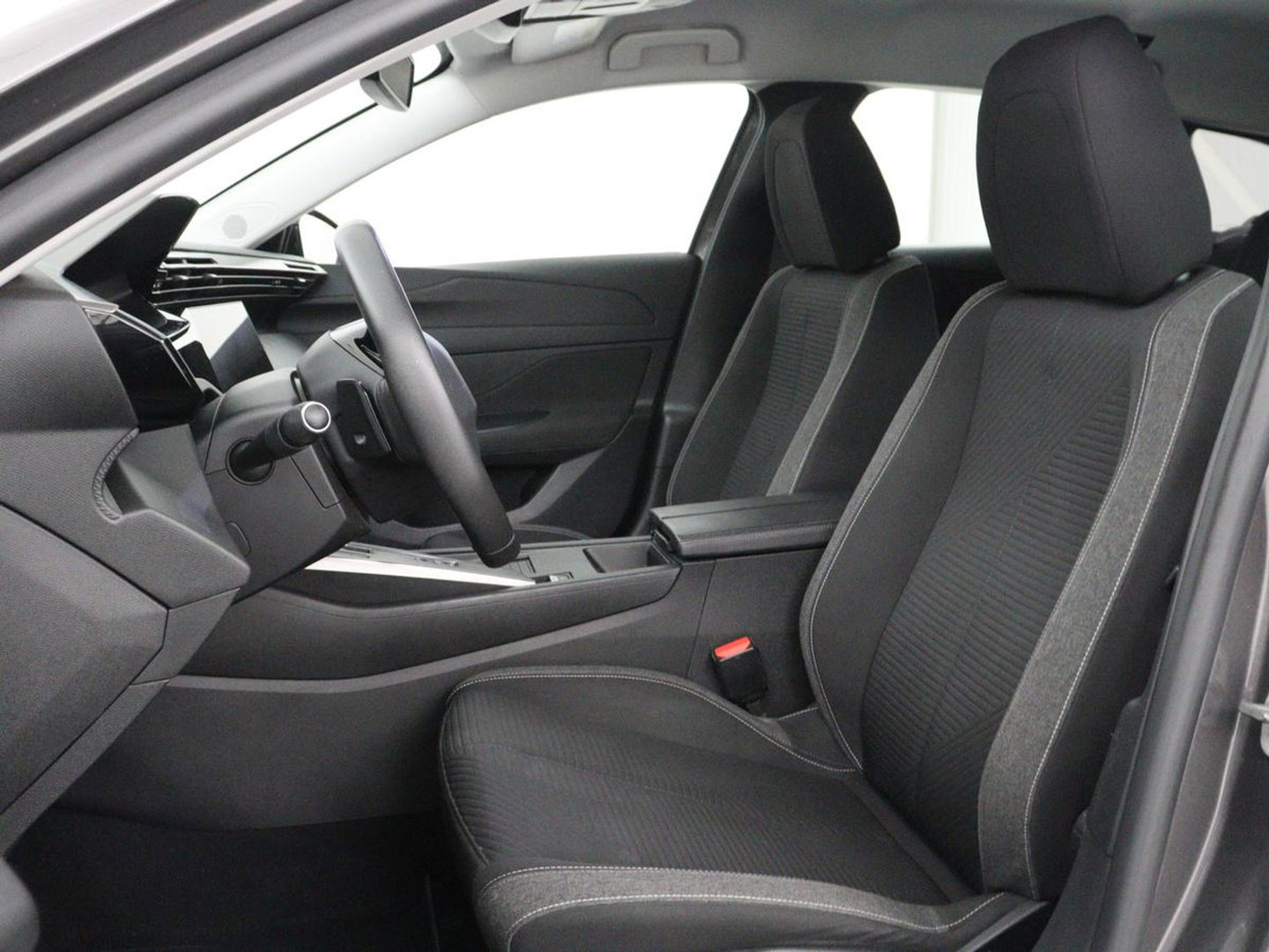 Peugeot 308 SW 1.6 Plug-in Hybrid 180 Active Pack Business | 94% SOH | Navigatie | Carplay | Full LED | Parkeerhulp | Climate control | Bluetooth | Cruise control | Origineel NL | PHEV | Plug In