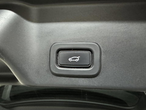 Land Rover Range Rover Evoque 1.5 P300e AWD R-Dynamic Pano 360° CarPlay Memory