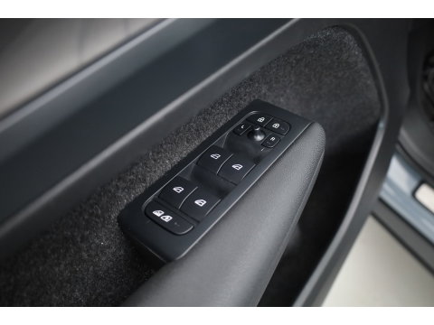 Volvo XC40 1.5 T5 Ultimate Dark | SOH 95.1% | Pano | 360cam | Harman Kardon | Memory | Keyless | Adapt. Cruise | Stoel-Stuurverw.