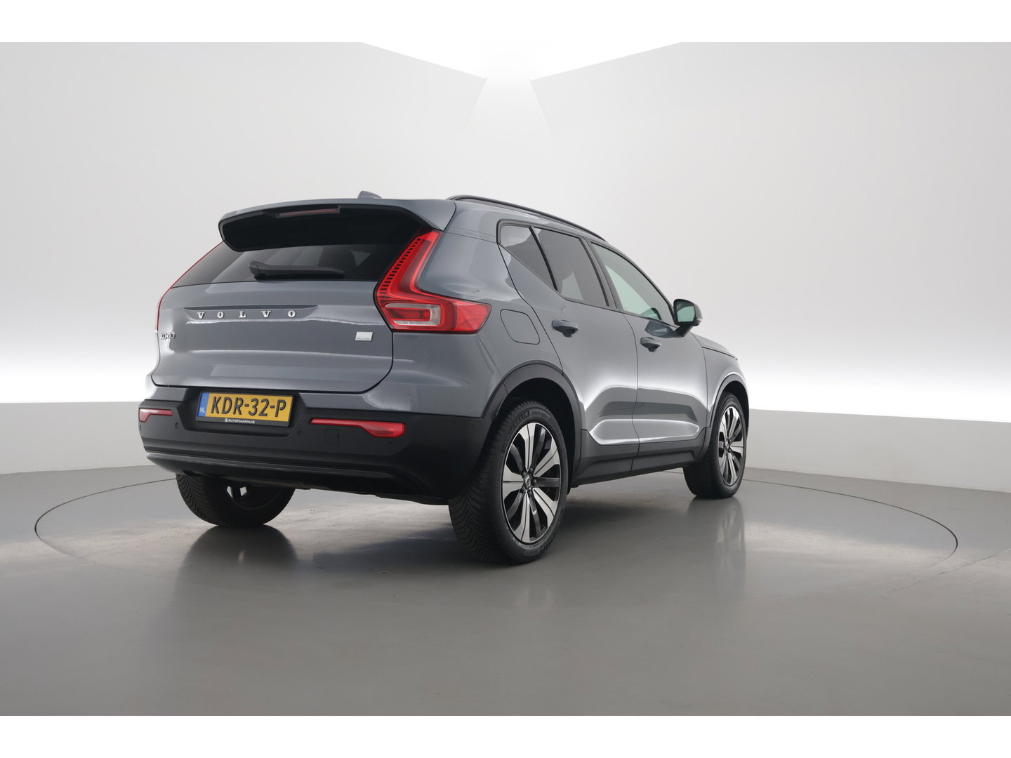 Volvo XC40 1.5 T5 Ultimate Dark | SOH 95.1% | Pano | 360cam | Harman Kardon | Memory | Keyless | Adapt. Cruise | Stoel-Stuurverw.
