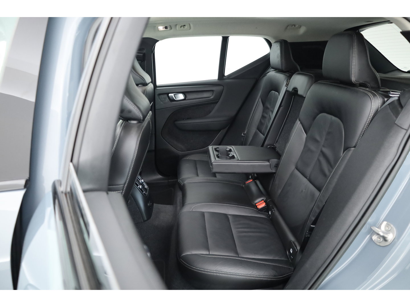 Volvo XC40 1.5 T5 Ultimate Dark | SOH 95.1% | Pano | 360cam | Harman Kardon | Memory | Keyless | Adapt. Cruise | Stoel-Stuurverw.
