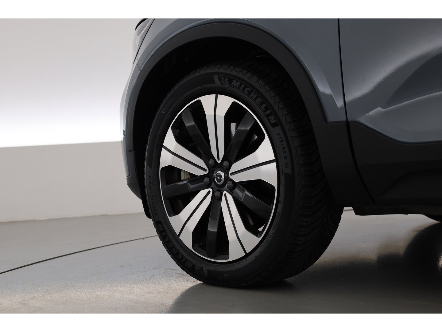 Volvo XC40 1.5 T5 Ultimate Dark | SOH 95.1% | Pano | 360cam | Harman Kardon | Memory | Keyless | Adapt. Cruise | Stoel-Stuurverw.