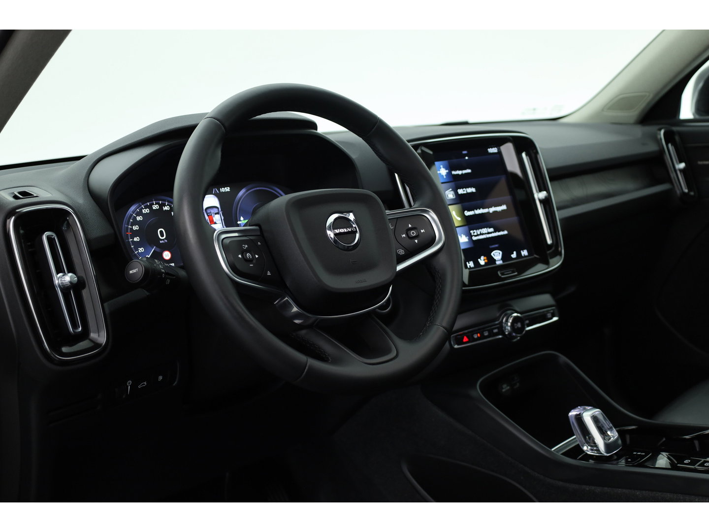Volvo XC40 1.5 T5 Ultimate Dark | SOH 95.1% | Pano | 360cam | Harman Kardon | Memory | Keyless | Adapt. Cruise | Stoel-Stuurverw.