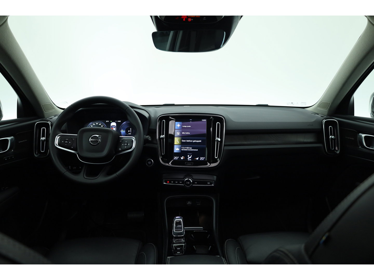 Volvo XC40 1.5 T5 Ultimate Dark | SOH 95.1% | Pano | 360cam | Harman Kardon | Memory | Keyless | Adapt. Cruise | Stoel-Stuurverw.