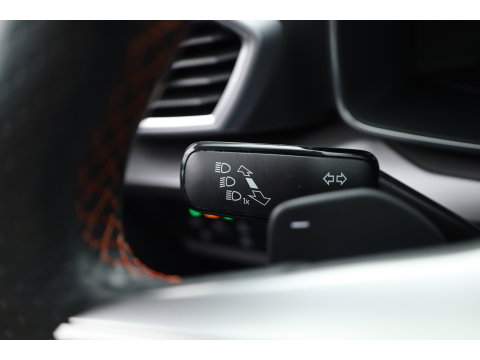 SEAT Leon Sportstourer 1.4 TSI eHybrid PHEV FR Business Intense | SOH 97% | Stoel- Stuurverw. | NAV + CarPlay | Adapt. Cruise | Clima | LED